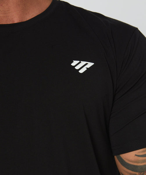 Fr8382 adidas store